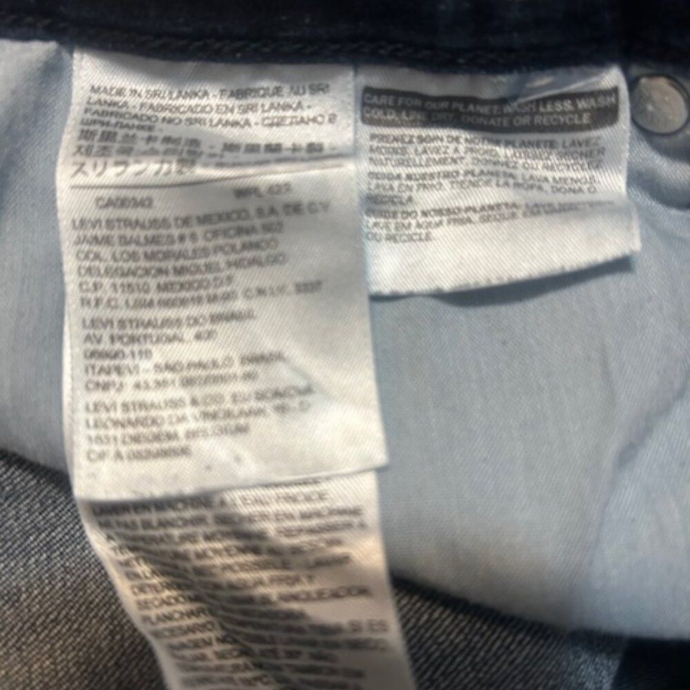 Levi's 505 distressed 5 pocket straight denim jeans, size 33/32 - Picture 6 of 6